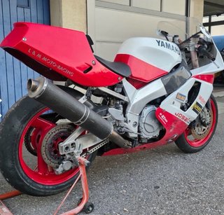 Yamaha YZF 750R - Moto Deportiva