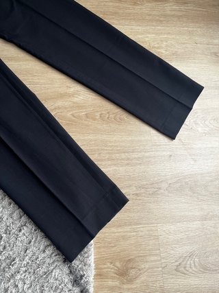 Pantalón de traje negro talla M/L (48)
