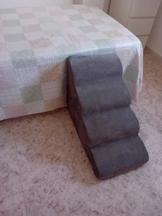Escalera perro 4 peldaños gris