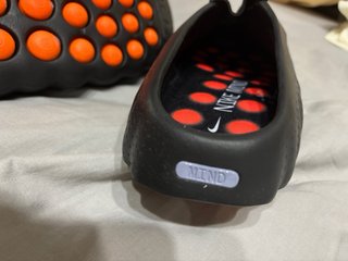 Nike Mind 001