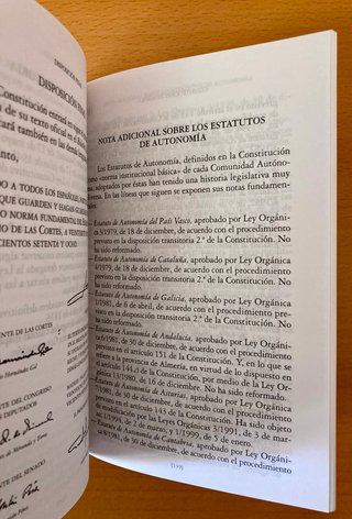 Libro Constitución Española