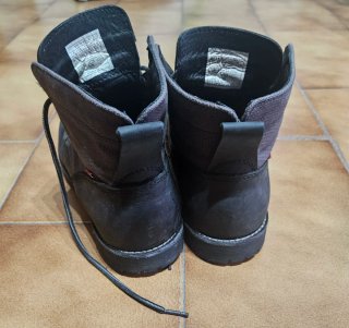 Stivaletti Levi's neri e grigi