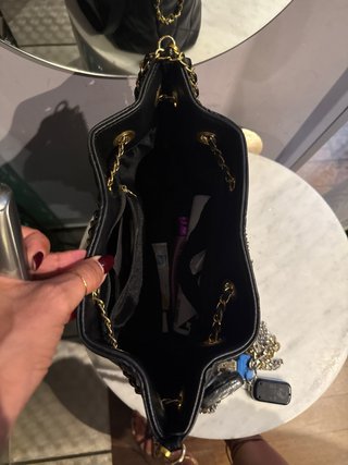 Borsa secchiello Chanel trapuntata nera