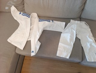 Kimono Adidas Niño Talla 100-110 Blanco