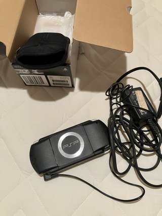Sony PSP-1004 K Value Pack 2GB