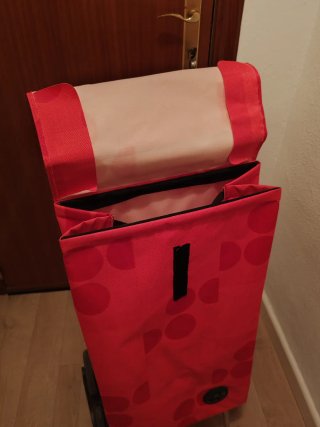 Carro de la compra fucsia.