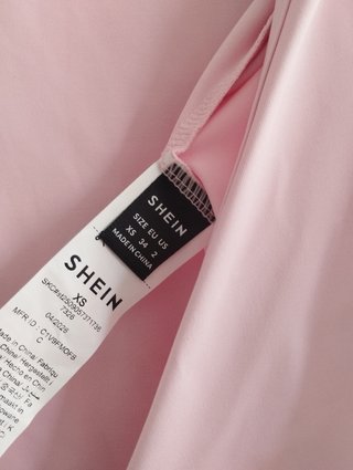 Conjunto Shein XS Pantalón y Top Rosa