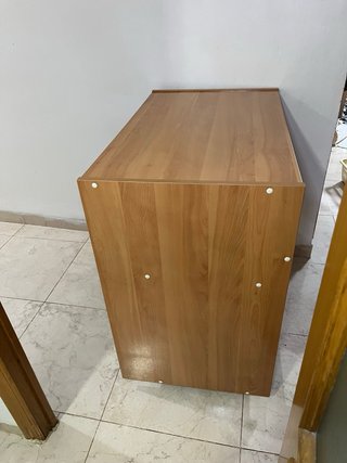 Escritorio estudiantil de madera