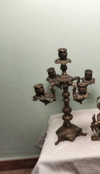 Candelabros de Bronce Dorado