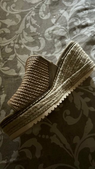 Sandalias zueco Refresh beige
