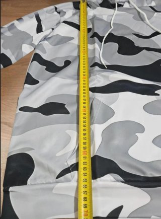 Conjunto camuflaje sudadera y pantalón nuevo