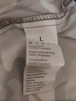 Conjunto camuflaje sudadera y pantalón nuevo