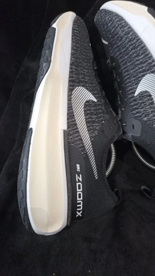 Nike ZoomX Invencible Run Flyknit 3 Talla 43