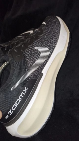 Nike ZoomX Invencible Run Flyknit 3 Talla 43
