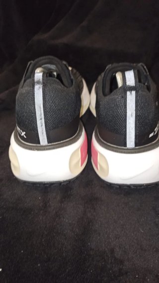 Nike ZoomX Invencible Run Flyknit 3 Talla 43