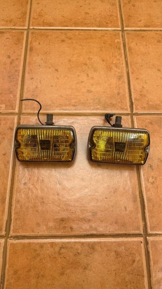 Faros antiniebla SEV Marchal amarillos