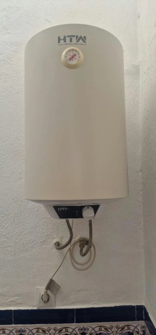 Termo Eléctrico HTW 50L