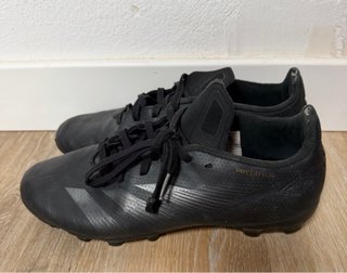 Botas fútbol Adidas Predator negras yalla 38,5