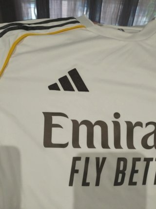 Equipación Real Madrid T/13-14 años