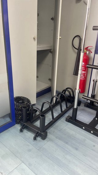 Supporto per dischi da palestra e barre