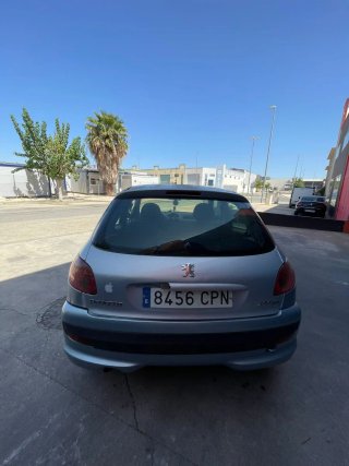 Peugeot 206 2003