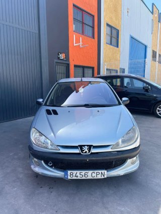 Peugeot 206 2003