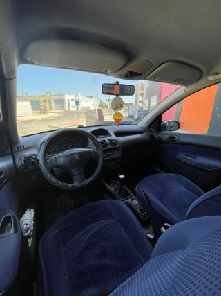 Peugeot 206 2003