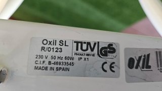 Toallero eléctrico blanco