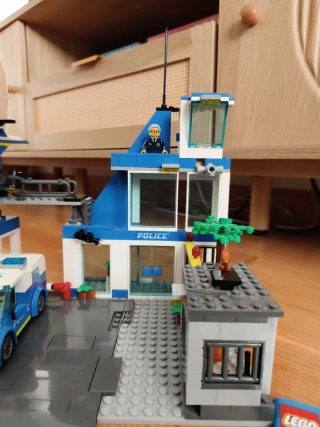 Lego City Comisaría 60316