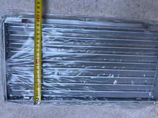 Rejilla de ventilación metálica
