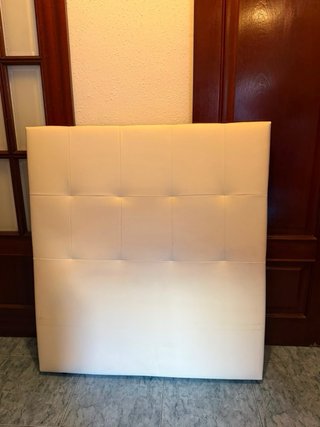 Cabezal de cama blanco polipiel