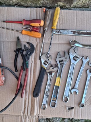 Lote de Herramientas Manuales y Eléctricas
