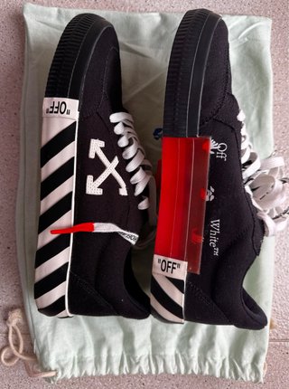 Sneakers Off-White nere