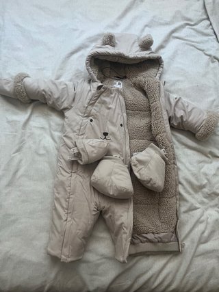 Buzo de invierno para bebé con osito