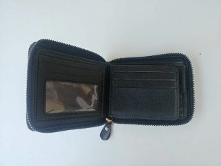 Cartera de hombre negra con cremallera