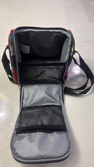 Mochila Totto con diseño graffiti