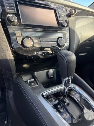 Nissan Qashqai Diesel 130CV Tekna Automático Piel