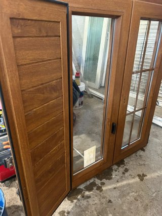 Ventana PVC Roble Dorado Oscilobatiente