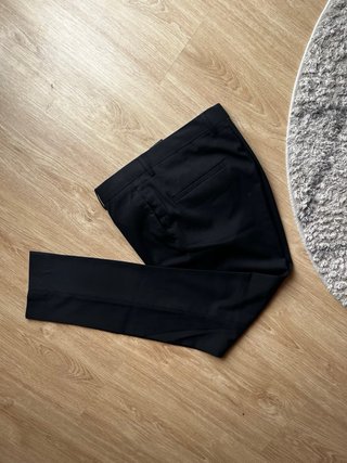Pantalón de traje negro talla M (48)