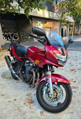 Kawasaki ZR7-S 2003
