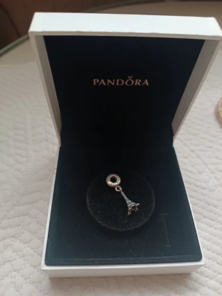 Charm Pandora Torre Eiffel Plata