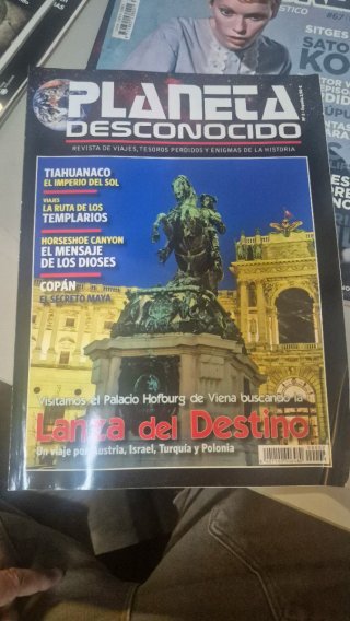 Revista número 1 de planeta desconocido