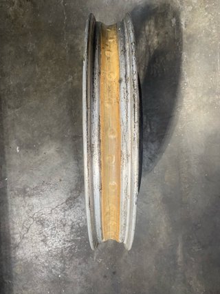 Llanta Delantera Aprilia Pegaso