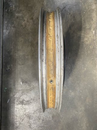 Llanta Delantera Aprilia Pegaso