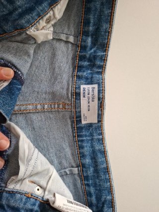 Pantalón corto vaquero Bershka Talla 36