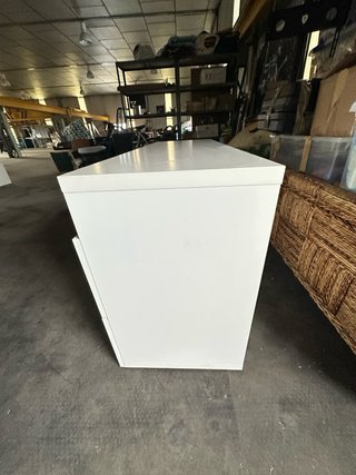 Mueble TV IKEA BESTÅ blanco 120x40x64 cm