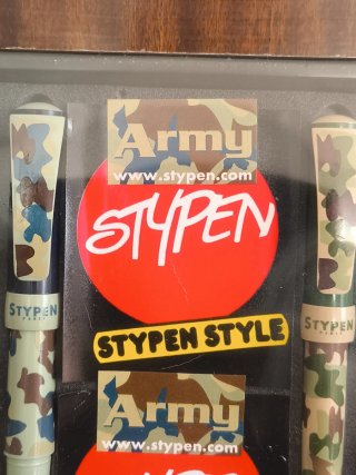 12 Plumas y bolígrafos STYPEN Army Style vintage