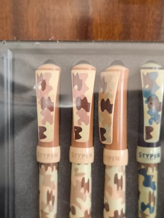 12 Plumas y bolígrafos STYPEN Army Style vintage