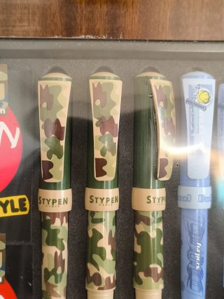 12 Plumas y bolígrafos STYPEN Army Style vintage