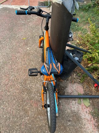 Bicicleta infantil naranja Megamo 16